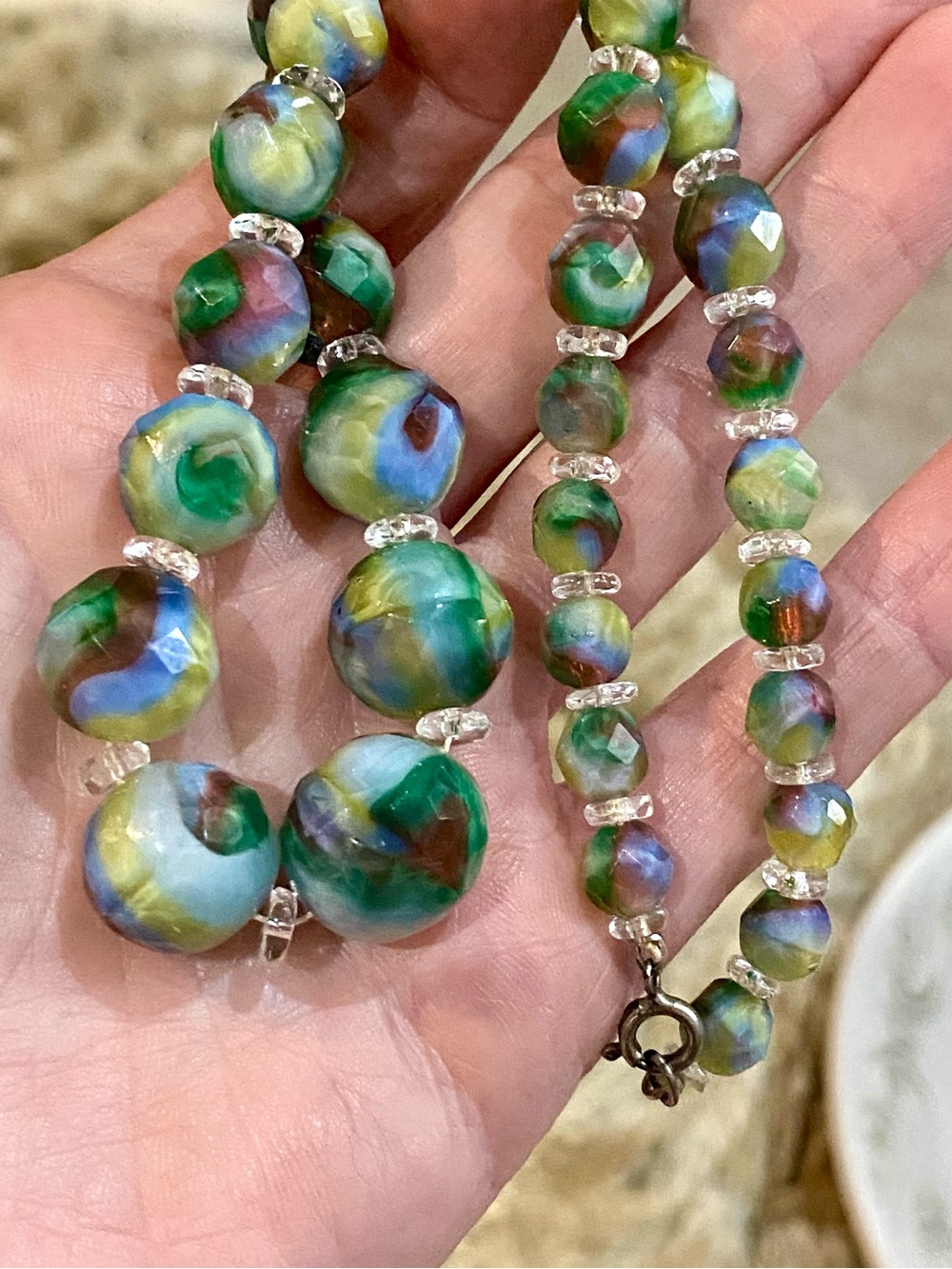 Vintage Marbled Glass Graduated Necklace - Picture 10 of 12